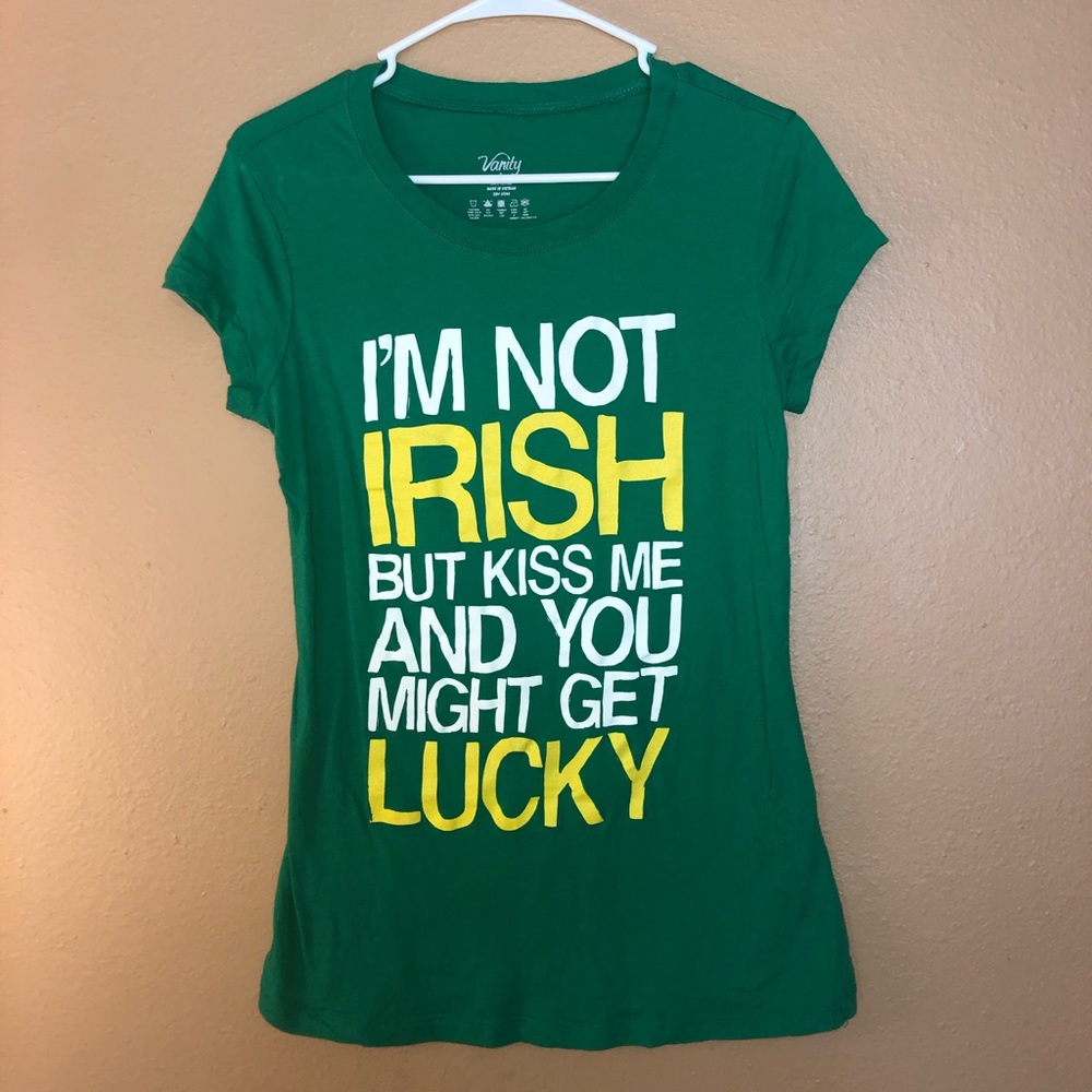 Fun graphic printed tee